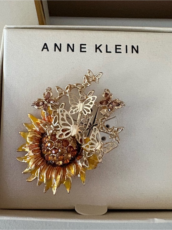 Anne Klein Jewelry - BeautIful ANNE KLEIN sunflower butterfly brooch pin goldtone, NEW